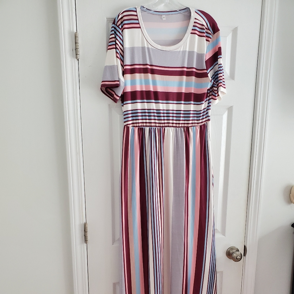 *NEW*SHEIN Ladies Plus Size Dress w/Hidden Pockets